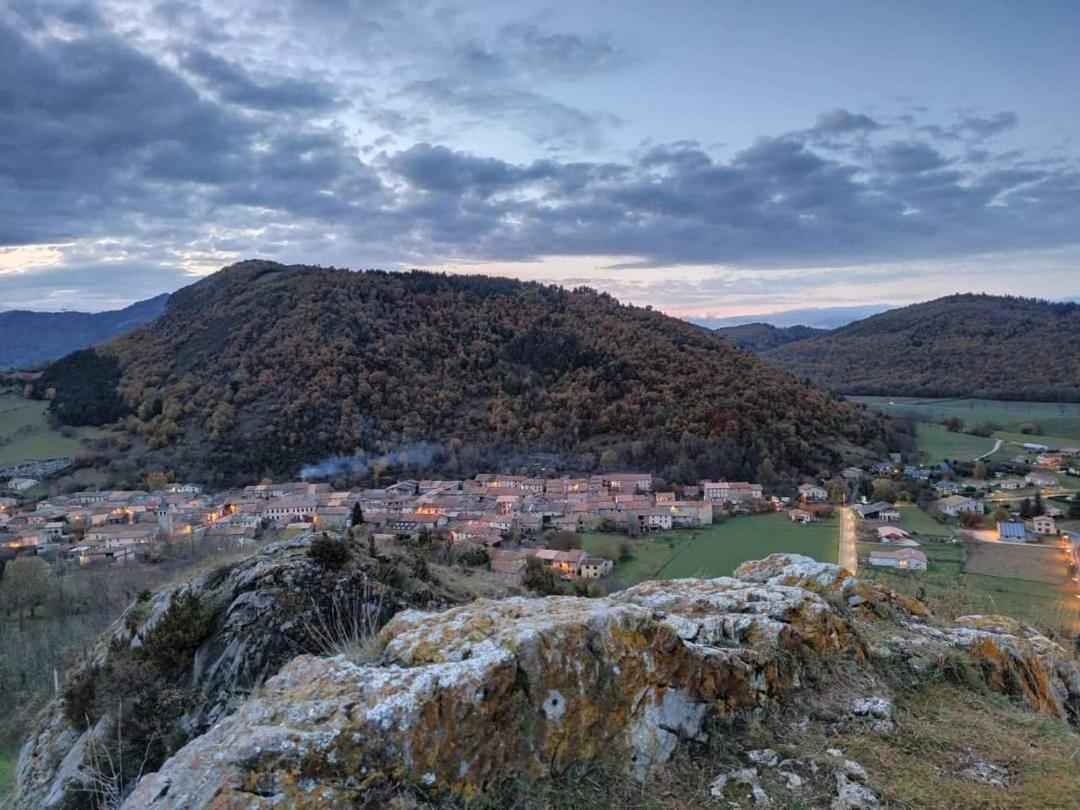 Lodge Tente Les Pommiers Glamping O Rendez-Vous En Demi-Pension Roquefeuil エクステリア 写真